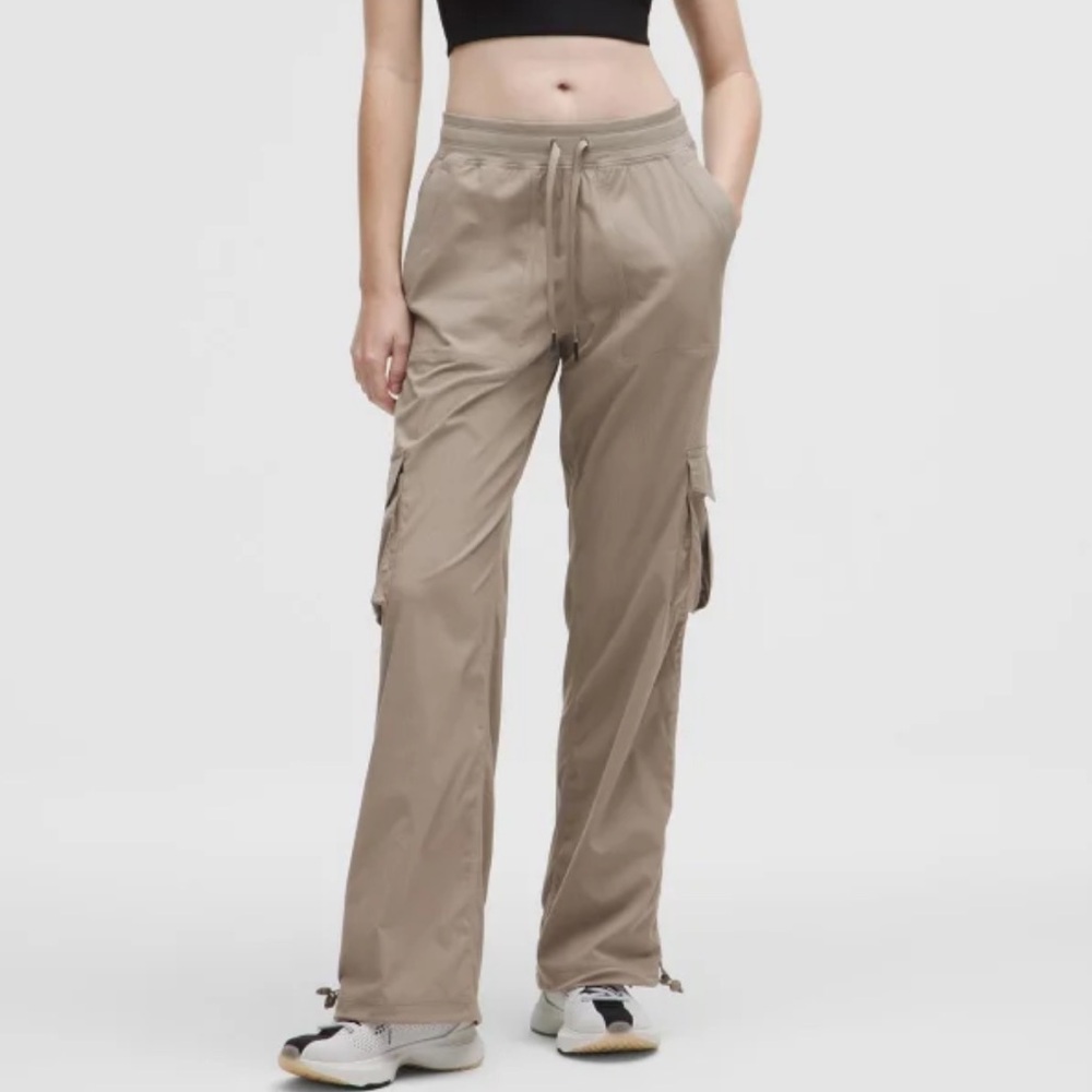 🆕Lululemon Dance Studio Relaxed Fit MR Cargo Pant - Warm Ash Grey - Size Medium